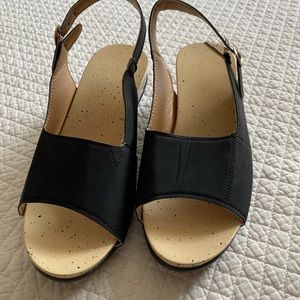 New navy platform sandals size 38, 7 1/2